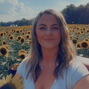 Meet your Posher, Denise